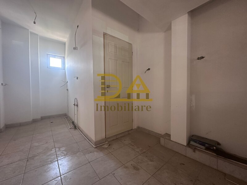Bucurestii Noi, spatiu comercial 80 mp