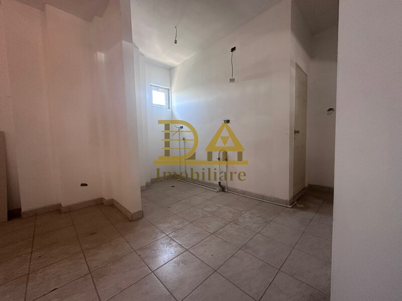 Bucurestii Noi, spatiu comercial 80 mp